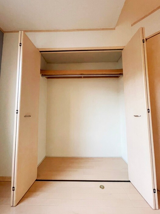 物件内観写真15　(収納)