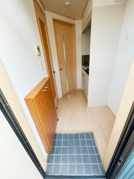 物件内観写真22　(玄関)