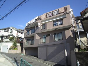 ファラオ港南外観写真