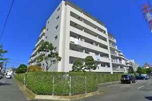 グロリオール里見弐番館外観写真