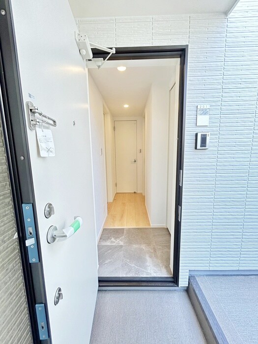 物件内観写真22　(玄関)