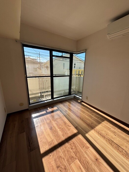 物件内観写真5　(居室)