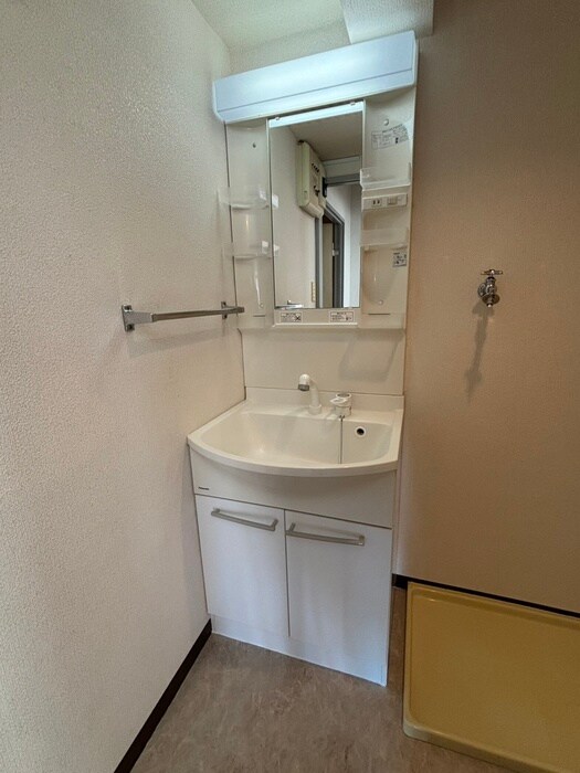 物件内観写真9　(洗面)