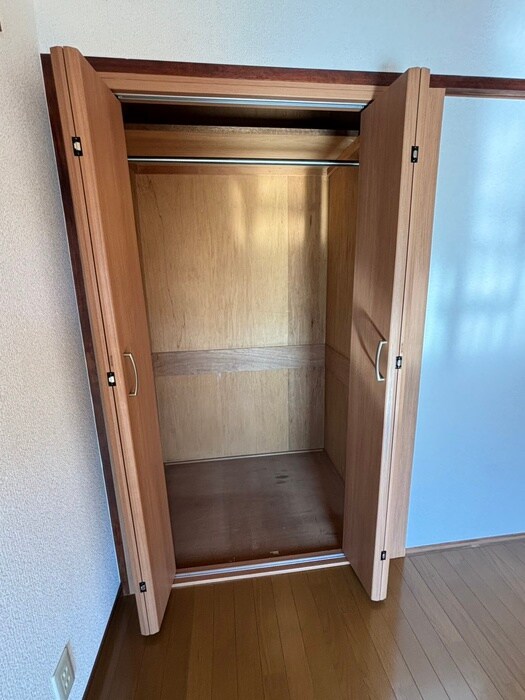 物件内観写真10　(収納)