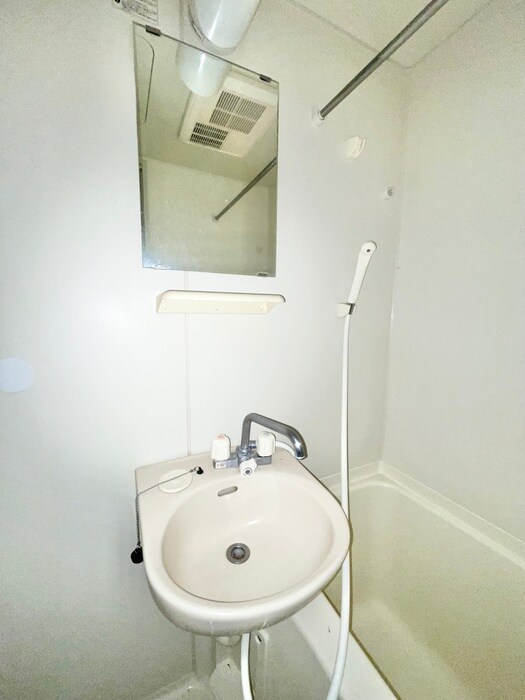 物件内観写真9　(洗面)