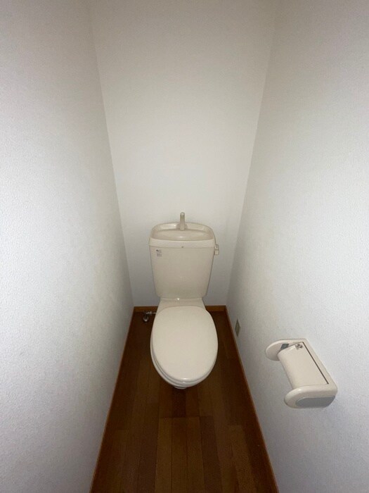 物件内観写真10　(トイレ)