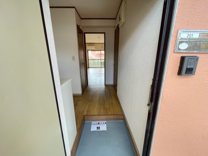 物件内観写真7　(廊下)