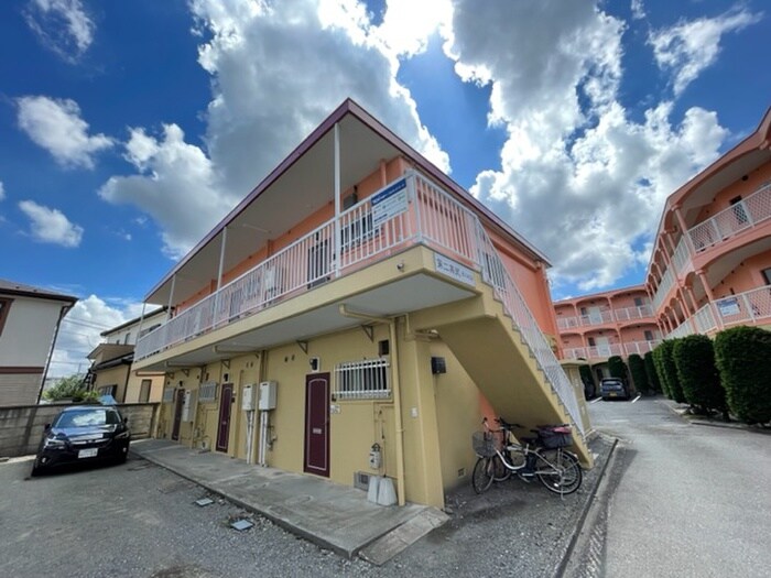 物件外観写真5　(エントランス部分)