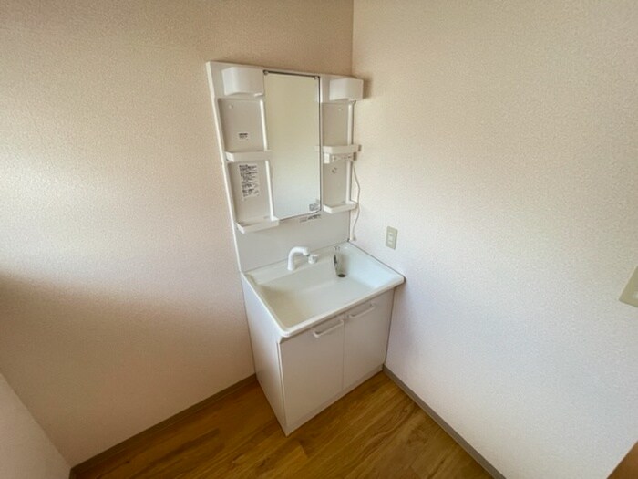 物件内観写真10　(洗面)