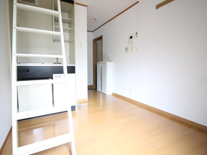 物件内観写真4　(居室)