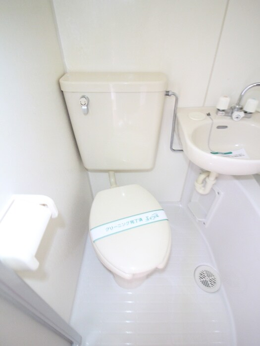 物件内観写真14　(トイレ)