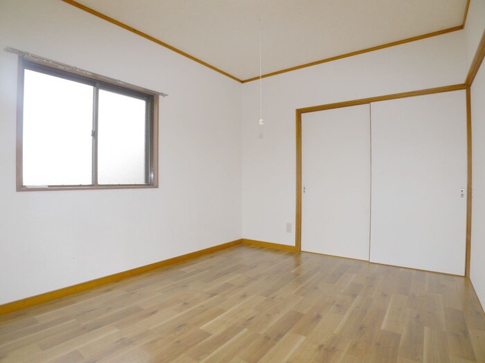 物件内観写真9　(居室)