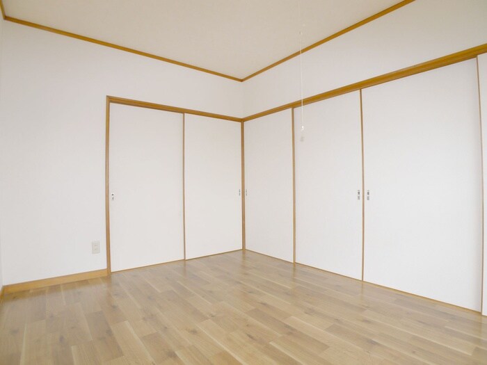 物件内観写真10　(居室)