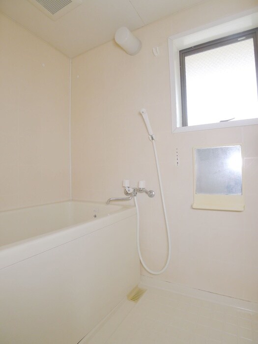 物件内観写真13　(バス／シャワールーム等)