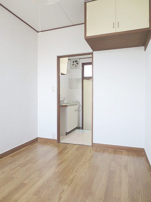 物件内観写真7　(居室)