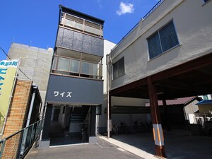 ワイズ外観写真