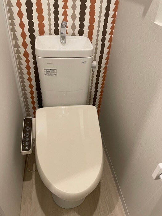 物件内観写真11　(トイレ)