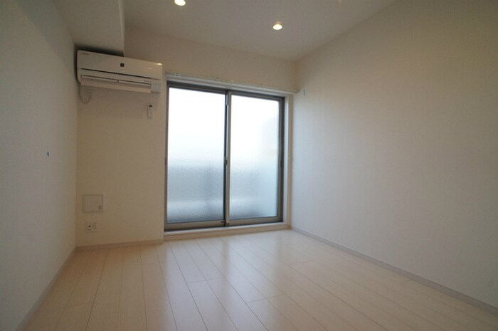 物件内観写真4　(居室)