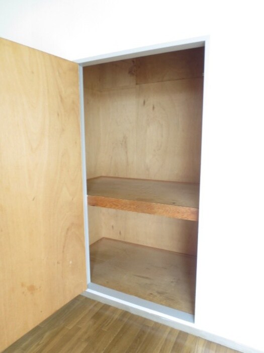 物件内観写真18　(収納)