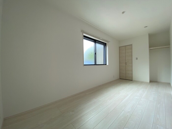 物件内観写真9　(居室)