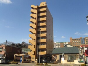 ﾗｲｵﾝｽﾞﾏﾝｼｮﾝ新子安第2(905)外観写真