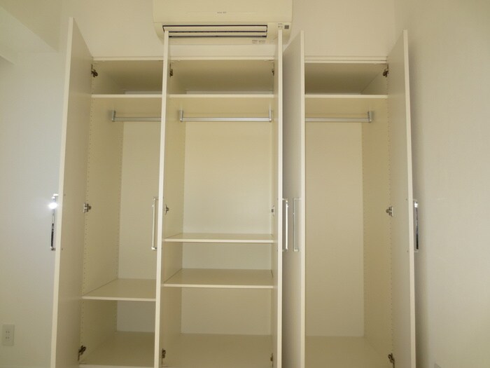 物件内観写真7　(収納)