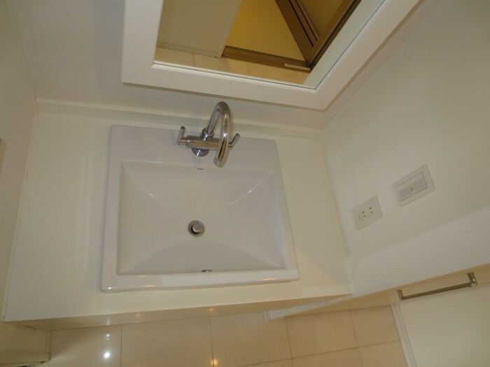 物件内観写真8　(洗面)