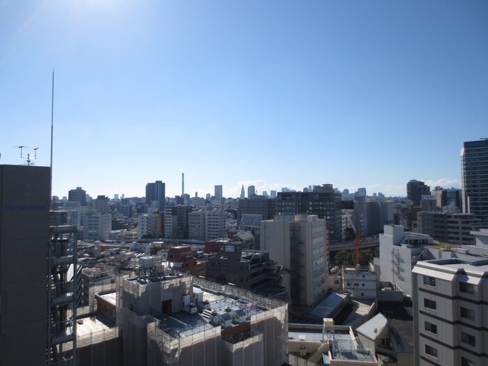 物件内観写真12　(室内からの展望)