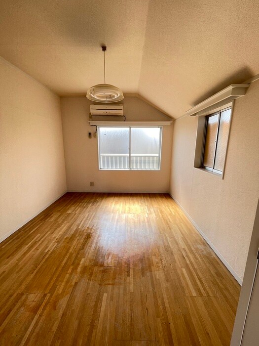 物件内観写真9　(居室)