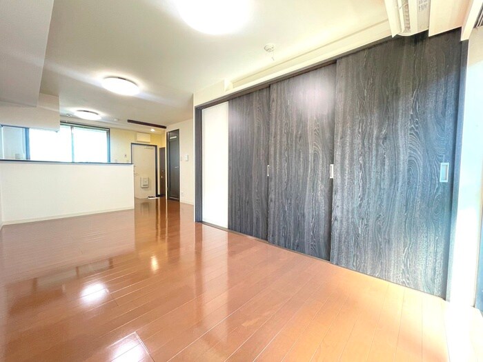 物件内観写真10　(居室)