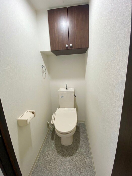 物件内観写真14　(トイレ)