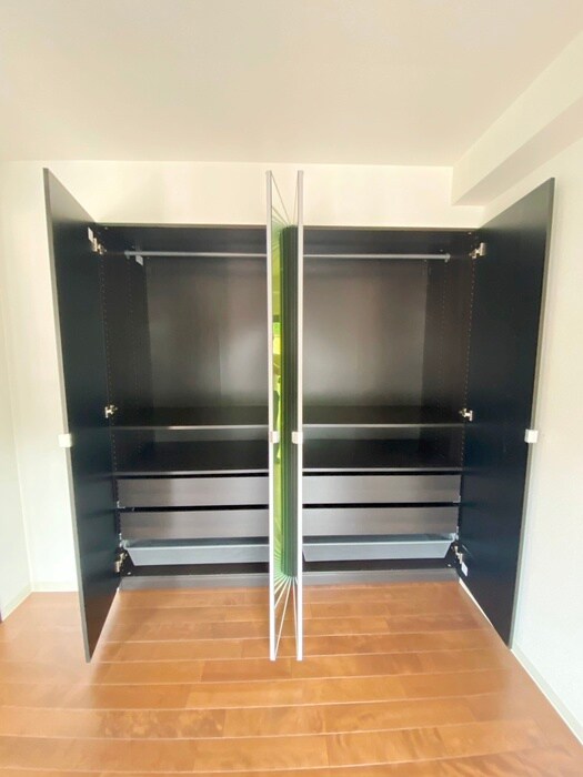 物件内観写真16　(収納)