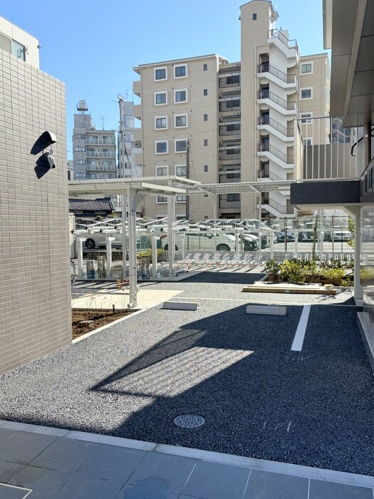 物件外観写真3　(駐輪場)