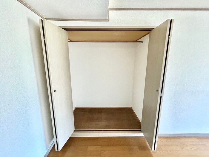 物件内観写真13　(収納)