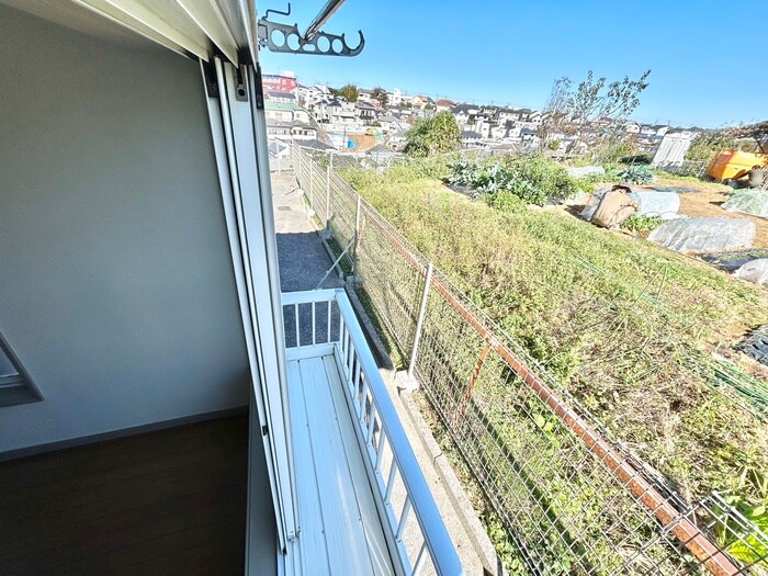 物件内観写真16　(室内からの展望)