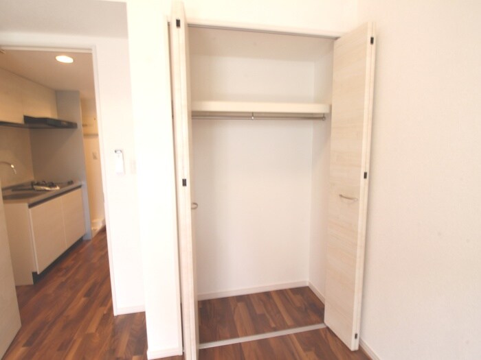 物件内観写真16　(収納)