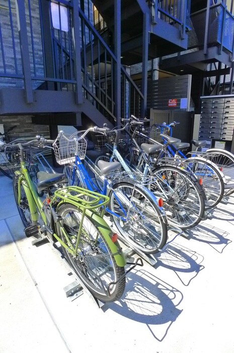 物件外観写真4　(駐輪場)