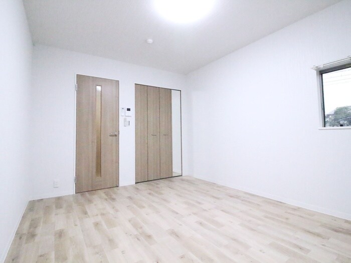 物件内観写真14　(居室)