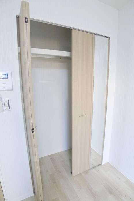 物件内観写真15　(収納)