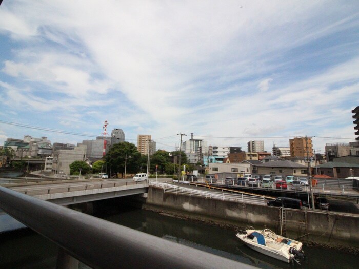 物件内観写真22　(室内からの展望)