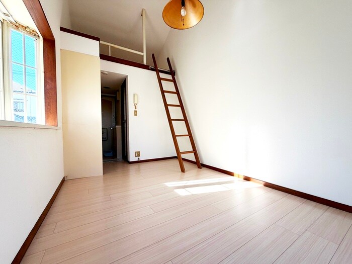 物件内観写真8　(居室)