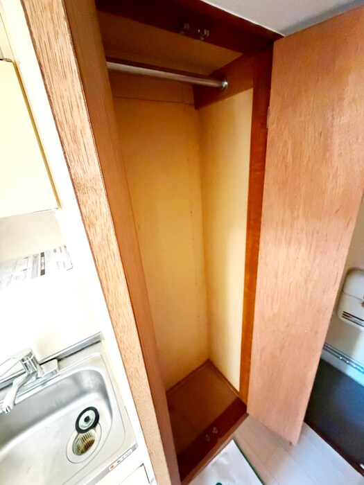 物件内観写真13　(収納)