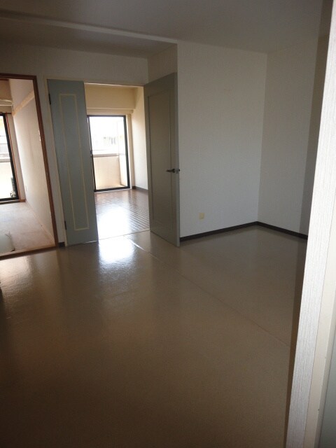 物件内観写真13　(居室)