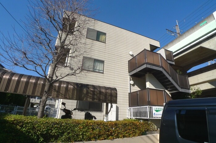 物件外観写真1　(外観写真)