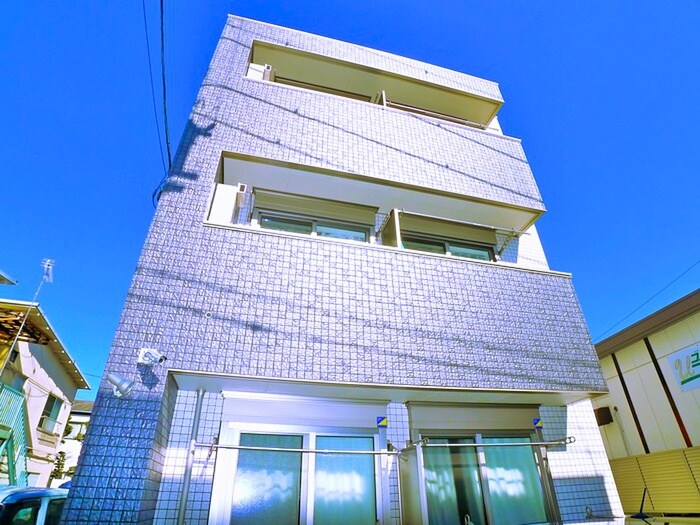 パナ・カーサ梅島の物件外観写真