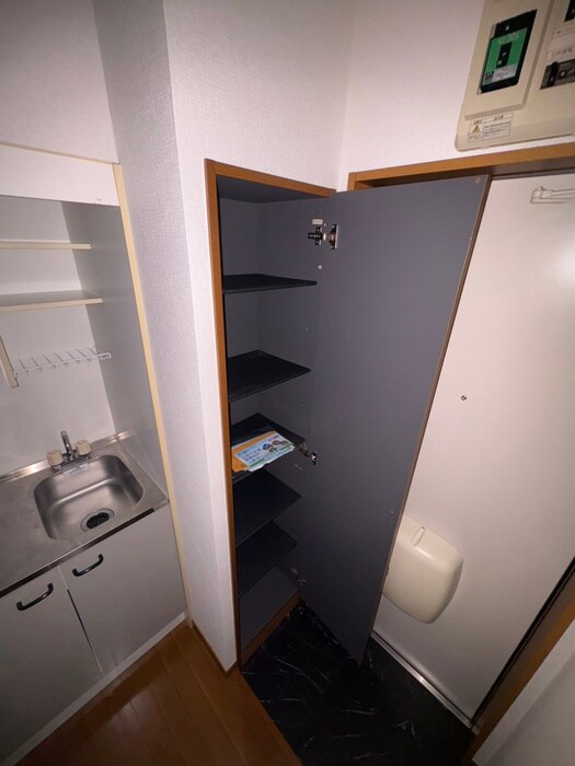 物件内観写真17　(靴箱)