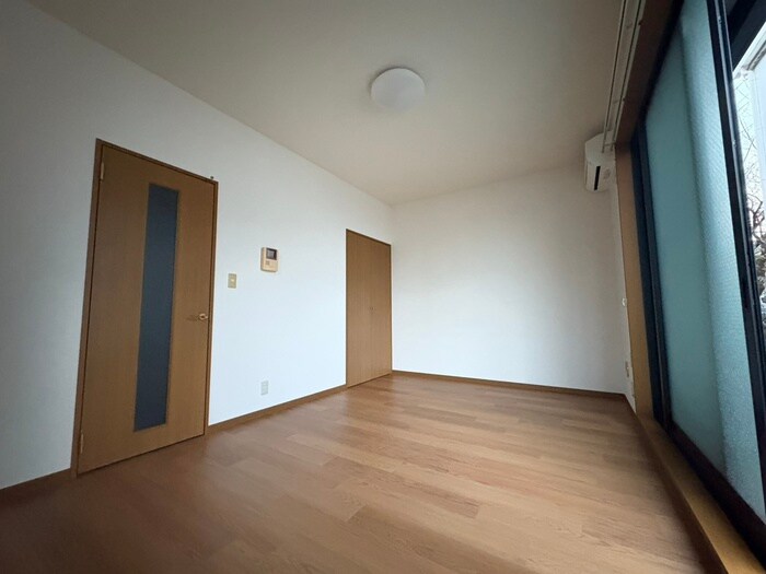 物件内観写真21　(居室)