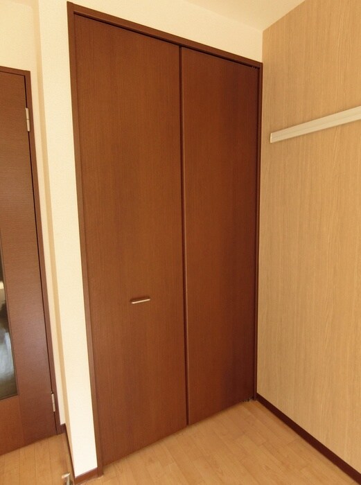 物件内観写真12　(収納)