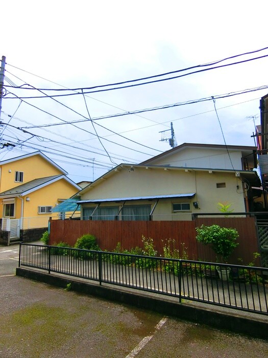 物件内観写真18　(室内からの展望)