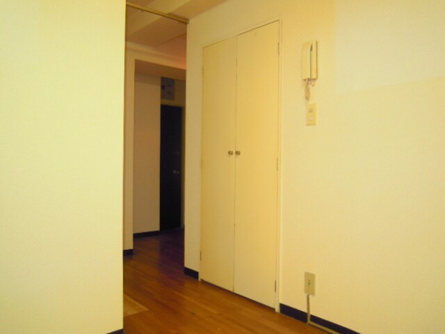 物件内観写真13　(居室)